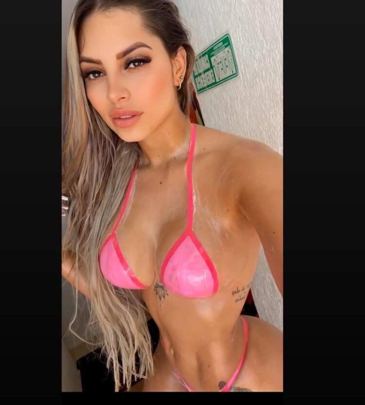 8 Hot Sexy Alexa Narvaez Bikini Pics