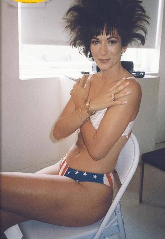 10 Hot Sexy Ghislaine Maxwell Bikini Pics
