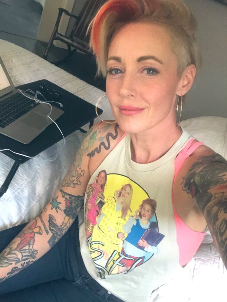8 Hot Sexy Griffon Ramsey Bikini Pics
