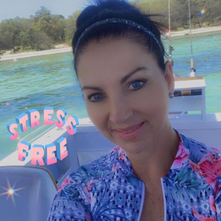 9 Hot Sexy Joanna Robinson Bikini Pics