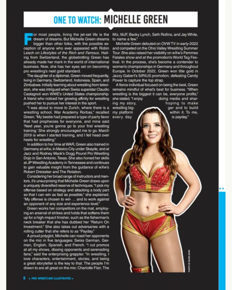 9 Hot Sexy Michelle Green Bikini Pics