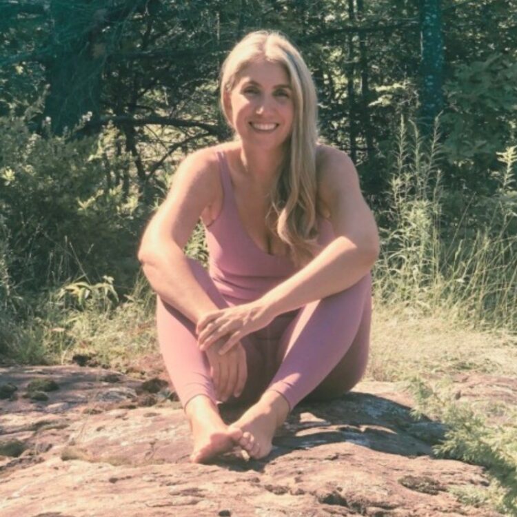 Allison Bishop Feet