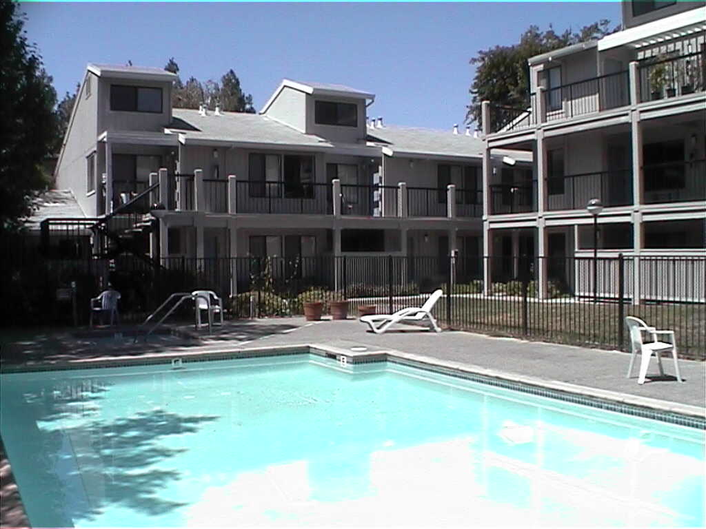Tamarack Apts.
