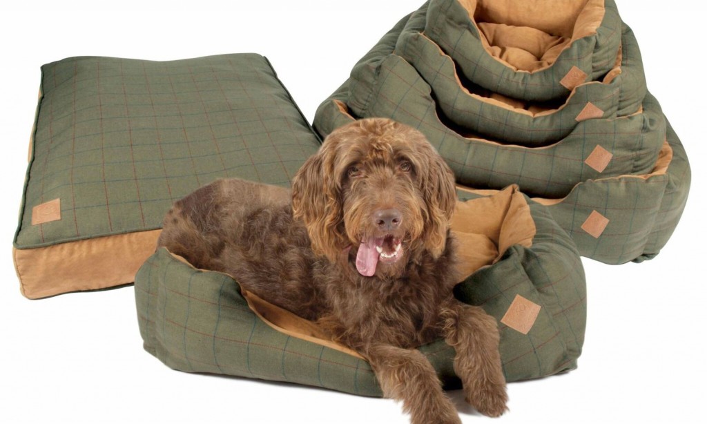 Tweed Range Dog Beds & Duvets Danish Design Collins Nets