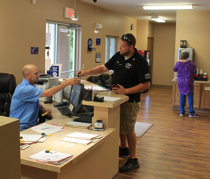 Auto Body 15 Years in Business Collision Center of Andover