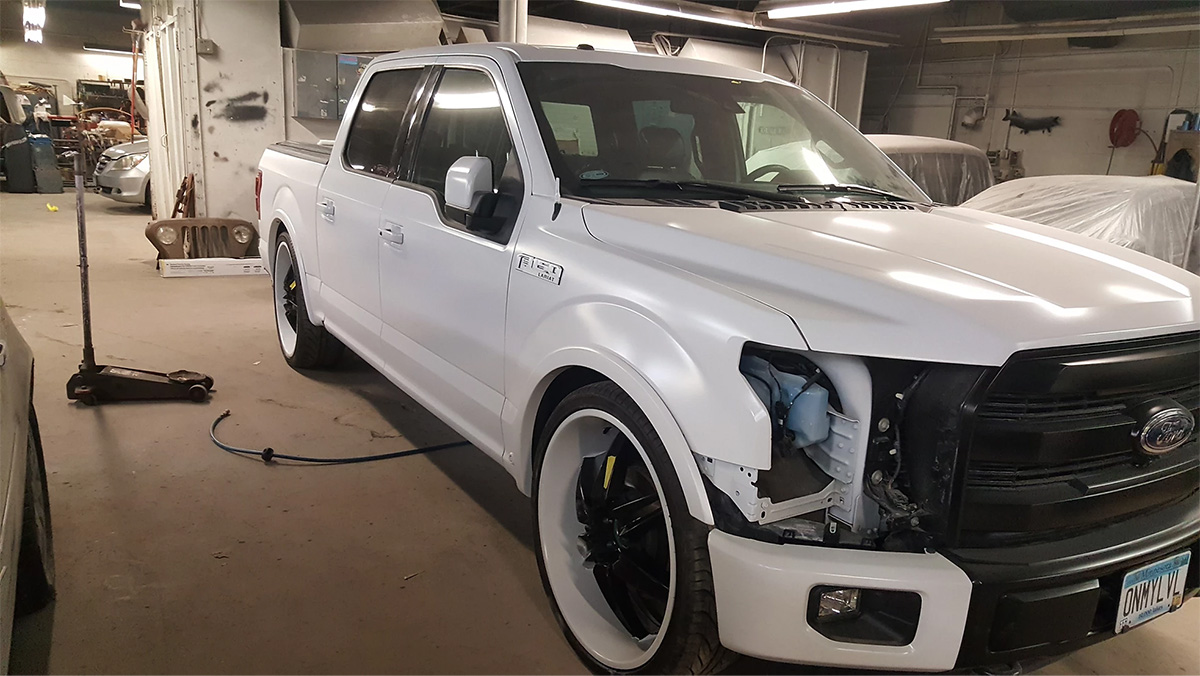 GALLERY Collision Masters