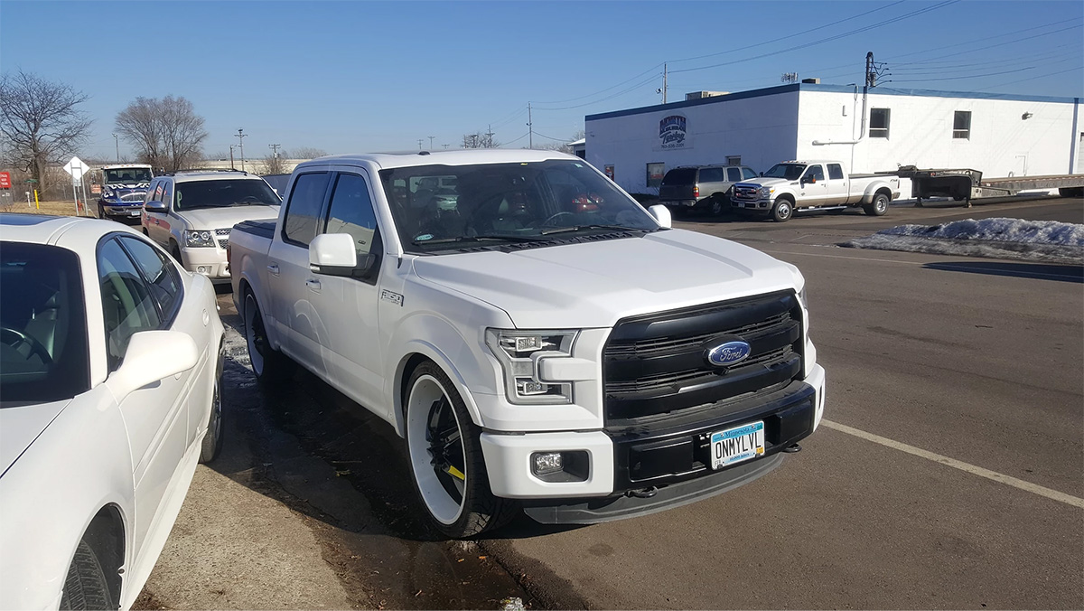 GALLERY Collision Masters