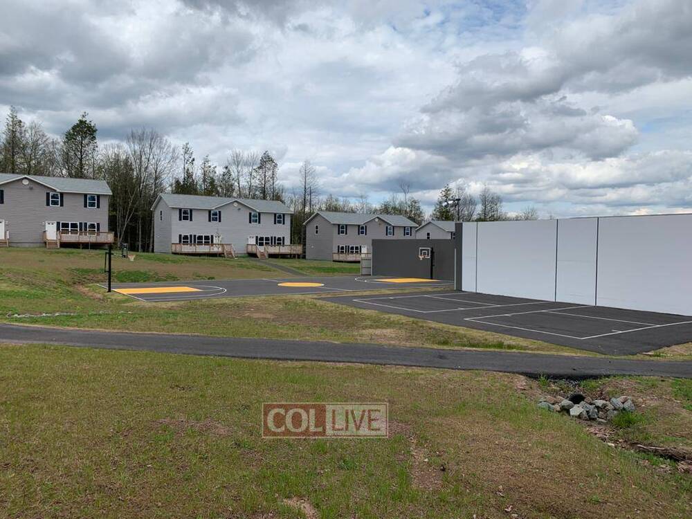 ‘Evergreen Circle’ Offers Affordable Summer Homes