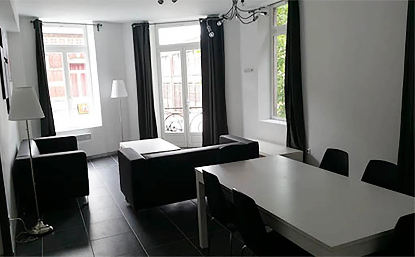 Chambre de 15 m² en colocation entièrement meublée et