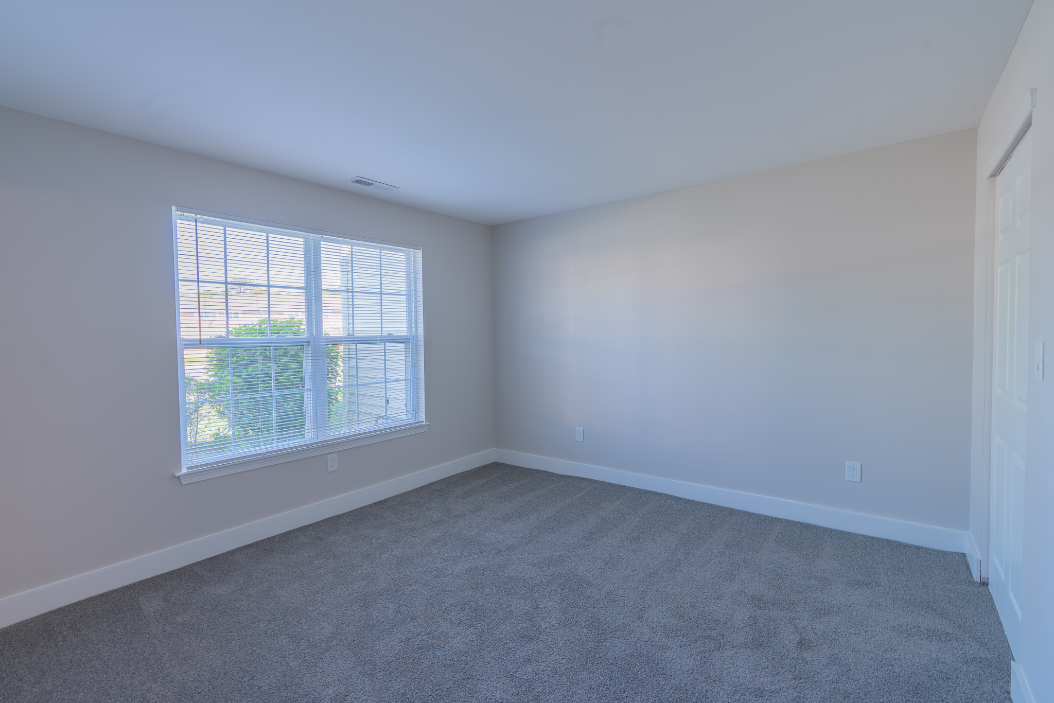 Photos Cologne Garden Apartments