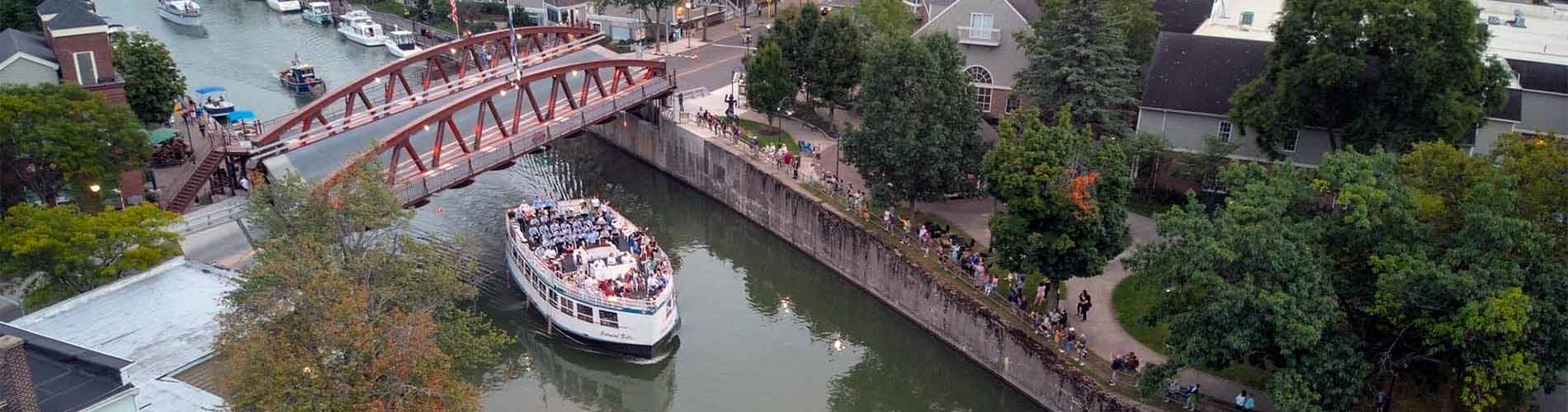 Erie Canal Tour Boat Cruises Fairport Rochester Pittsford ny