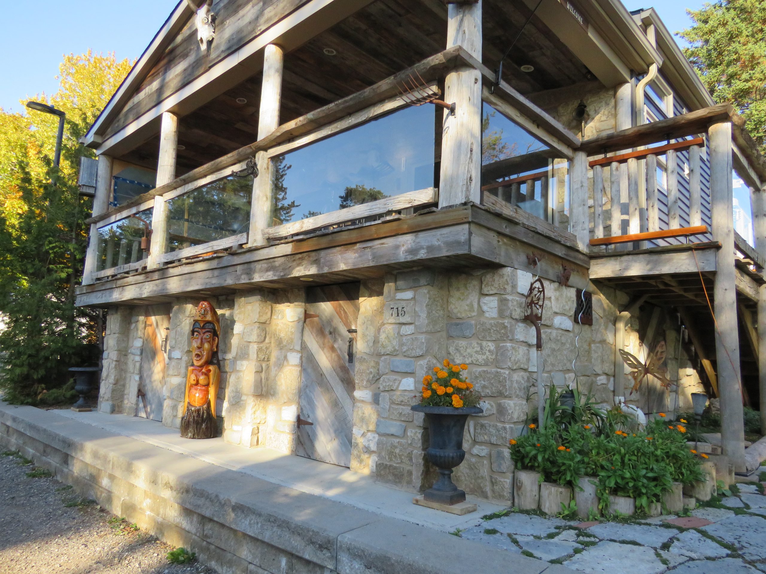 Unique Limestone Blend Fergus, ON Colonial Brick & Stone Inc.