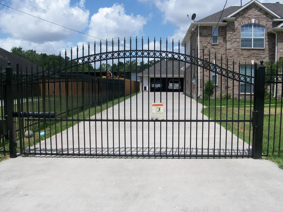 Driveway Gates Houston Fence Co.