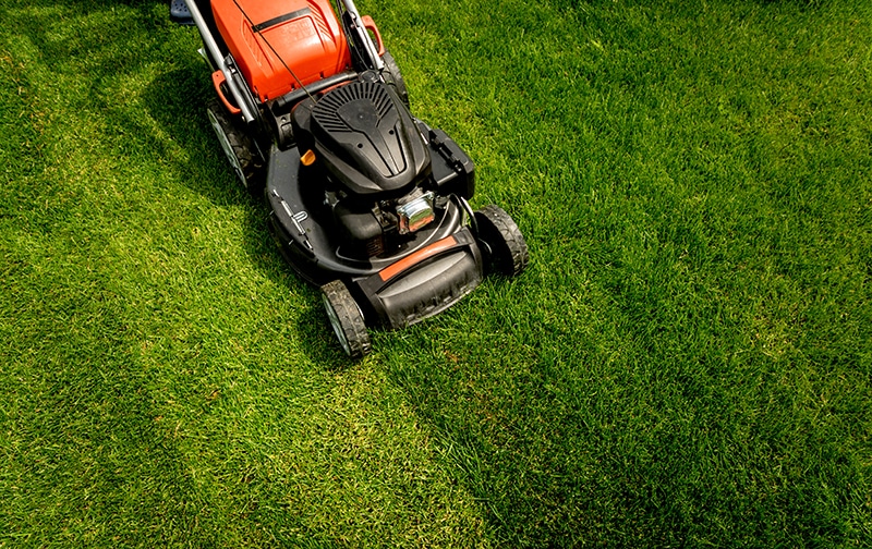 Lawn Equipment Maintenance | Colonial Lawn & Garden