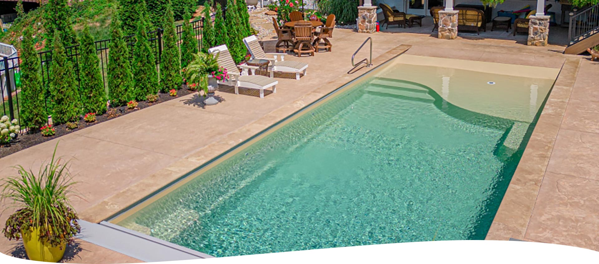 Thursday Pools™ in Newburgh and Evansville, IN Colonial Classics