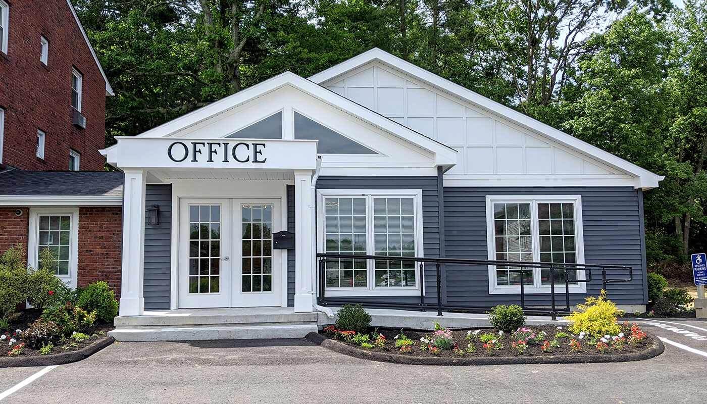 Colonial Townhouse Apartments Colonial Townhouse Apartments