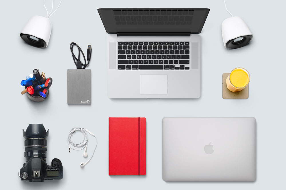 40 Mockups de mesa mais populares para design gráfico 2020 Wholesome