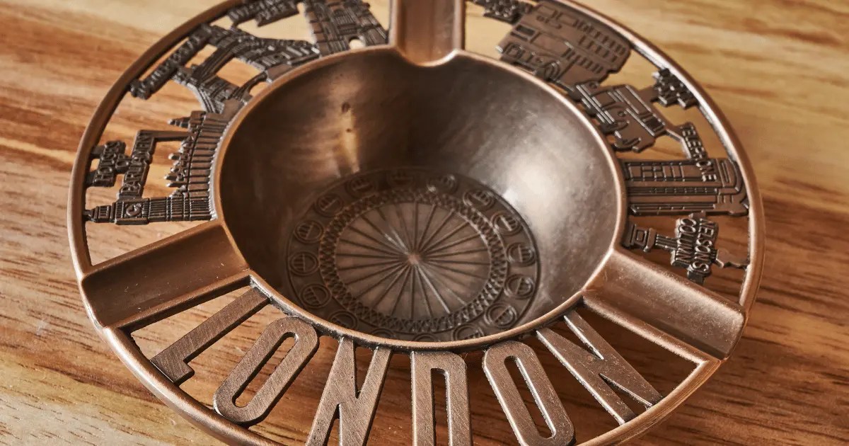 Bronze vs Copper Comparing Two Popular Metallic Shades Colors that GO