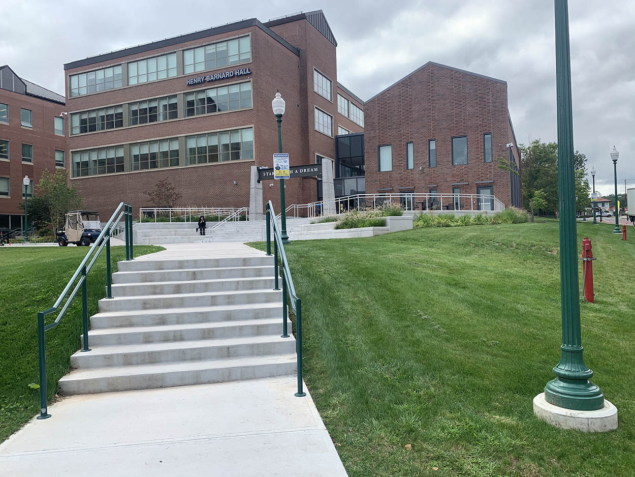 CCSU Barnard Hall Colossale Siteworks