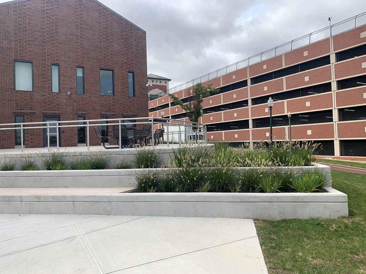 CCSU Barnard Hall Colossale Siteworks