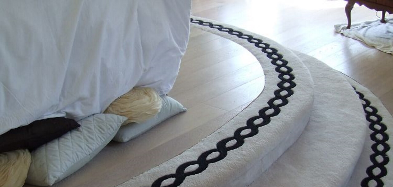 Custom Carpets Fitting by Colourmatched. Plain and Bordered carpet