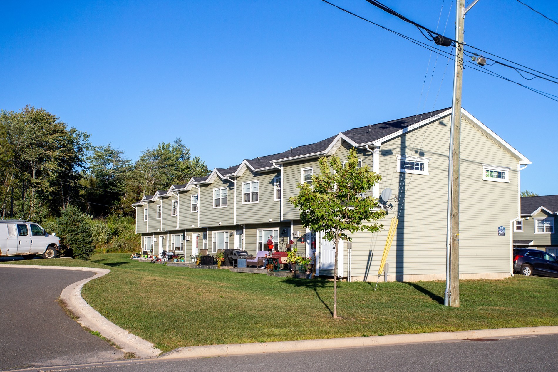 232 Fieldstone Ct. Townhouse