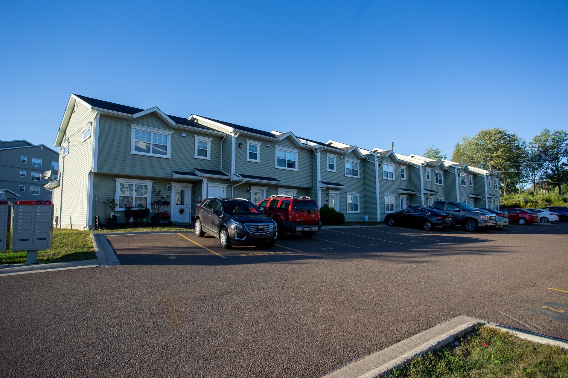 232 Fieldstone Ct. Townhouse