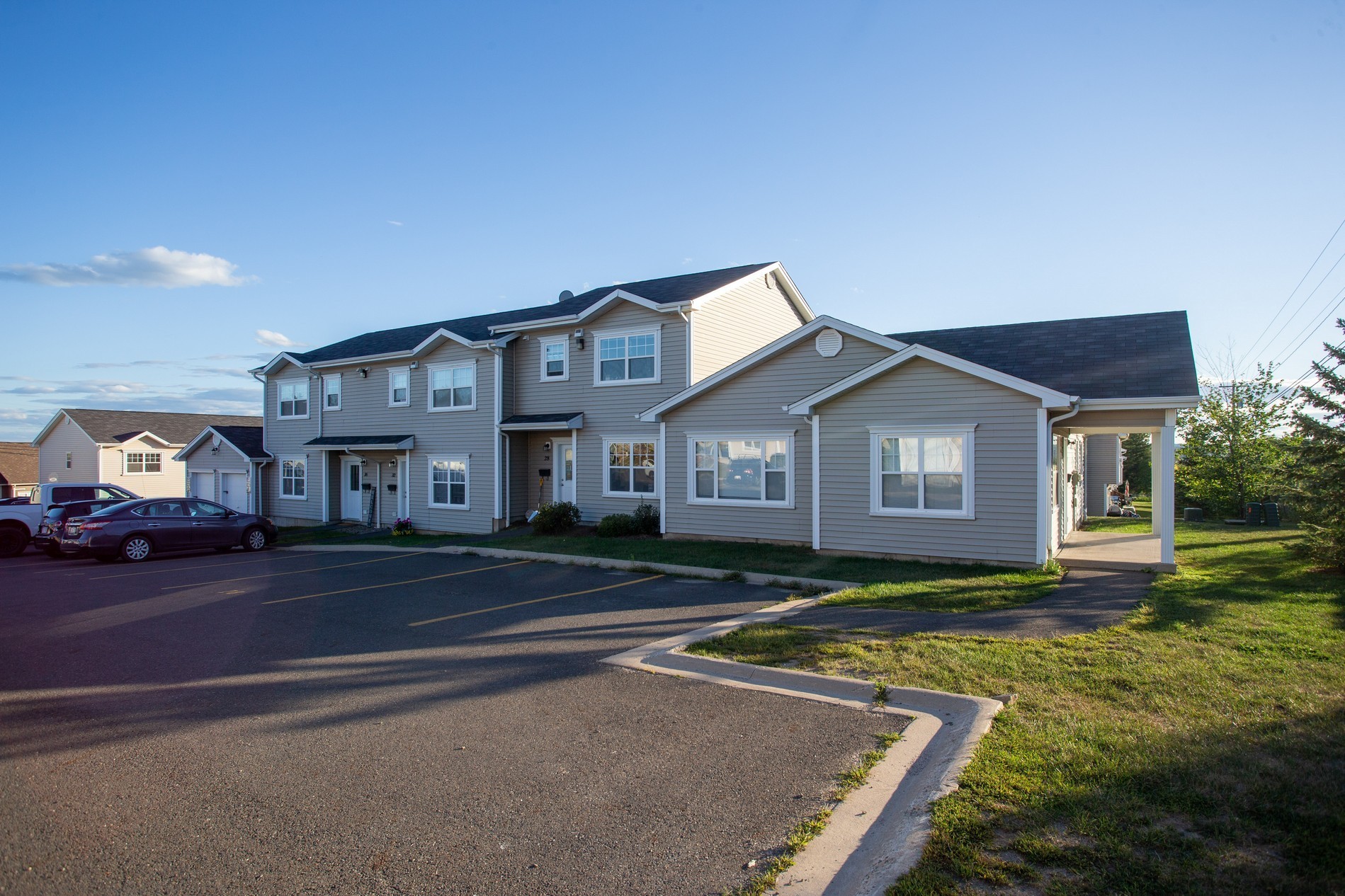 292 Ridgeview Lane Townhouses