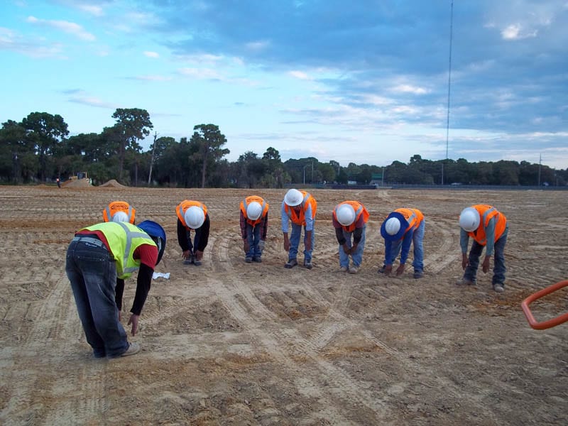 Safety is our first priority Stauffer Chemical Co Cleanup COMANCO