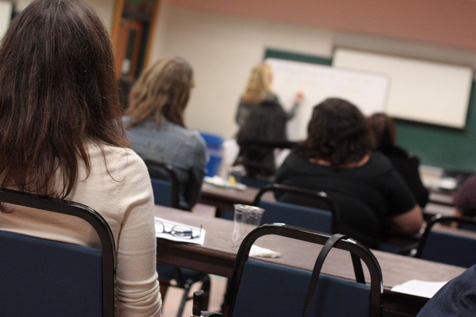 Women's Jewelry Association comatica