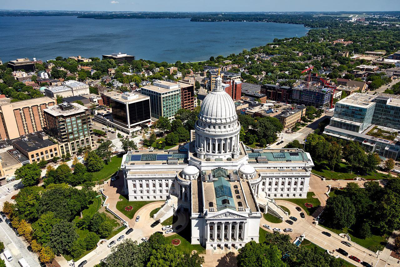 Living In Madison, WI What Is It Like Pros and Cons Combadi