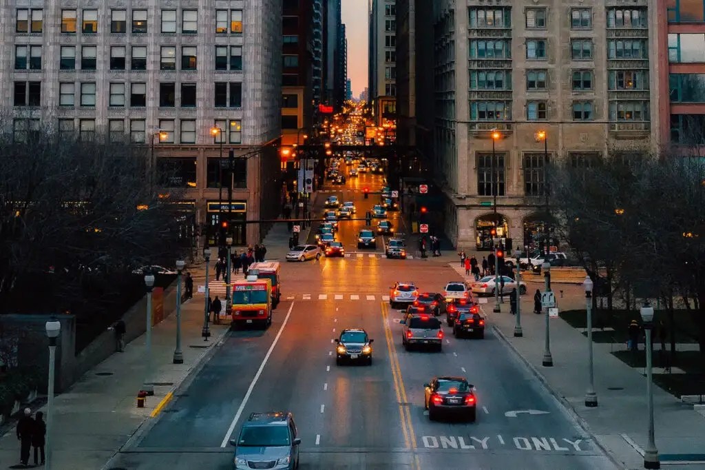 Living in Rockford, IL What Is It Like Pros and Cons Combadi