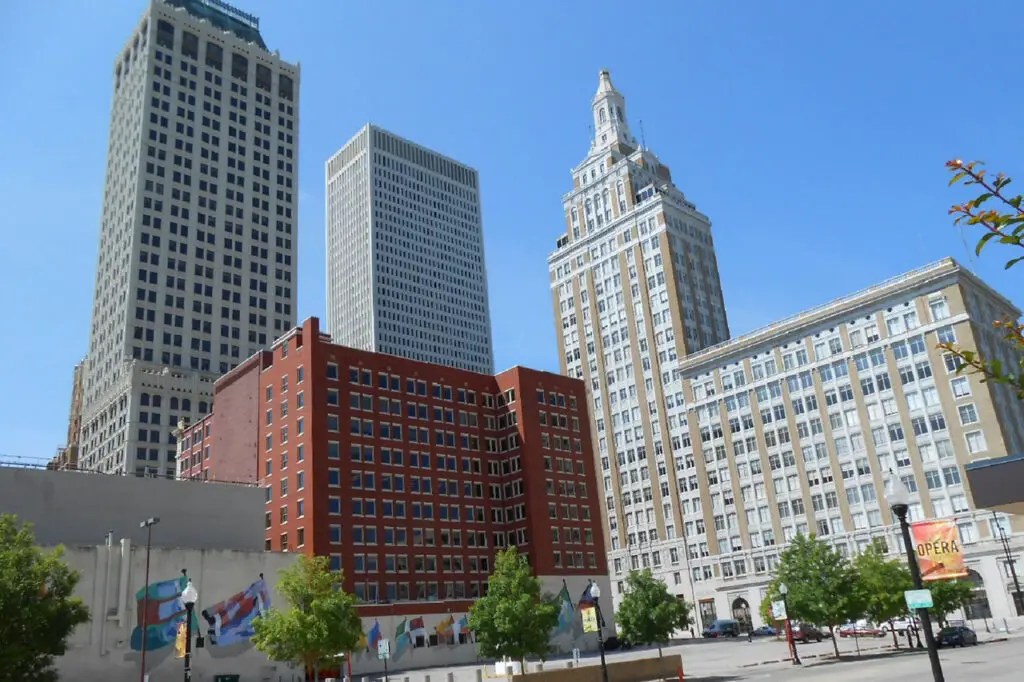 Living in Tulsa, OK What is it like Pros and Cons Combadi World