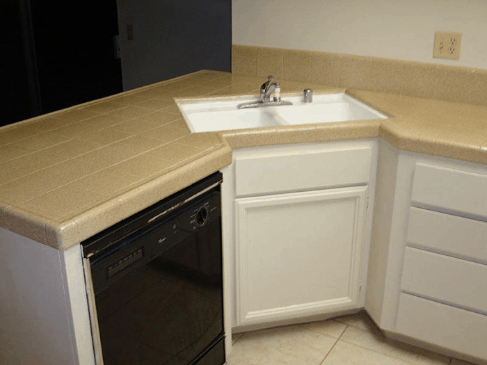 Prepare Your House for Resale with refinished countertops