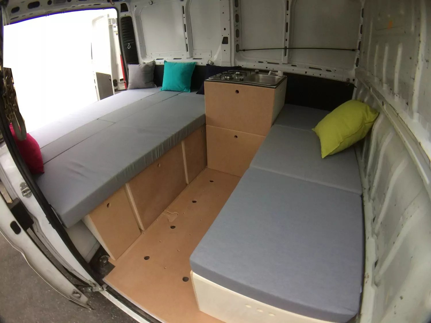 Un aménagement campingcar pour votre Peugeot Boxer utilitaire