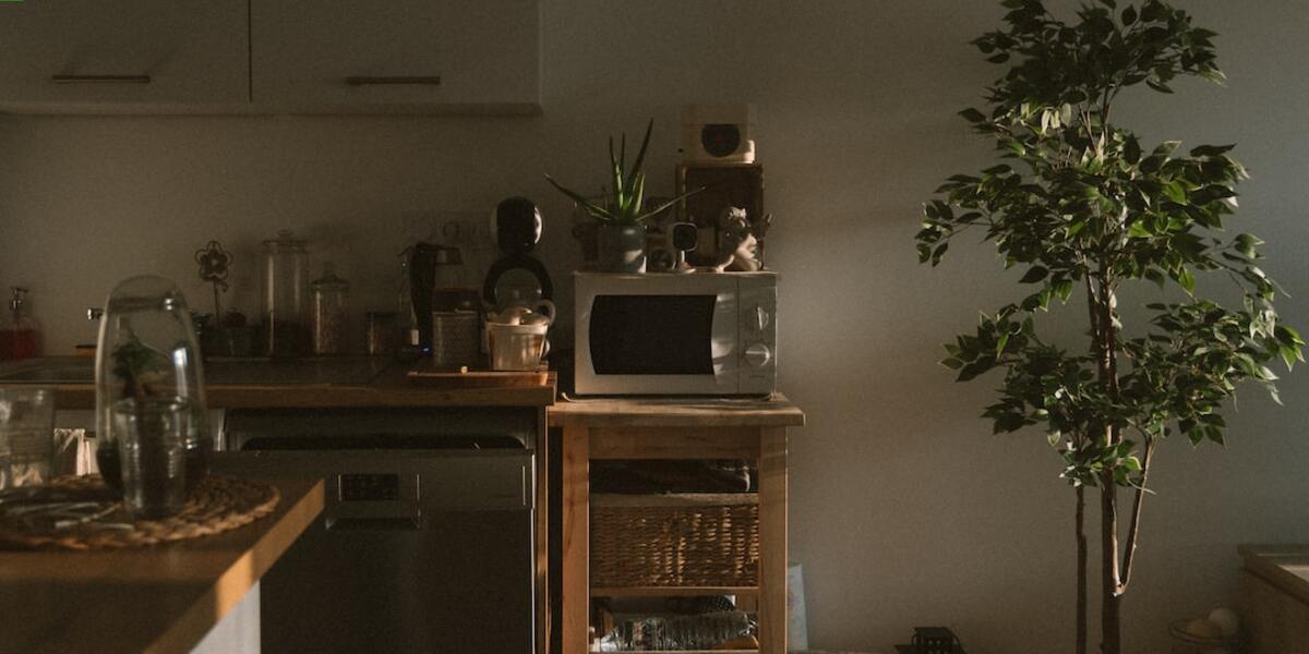 Can you put tin foil in a combination microwave? Combi Oven