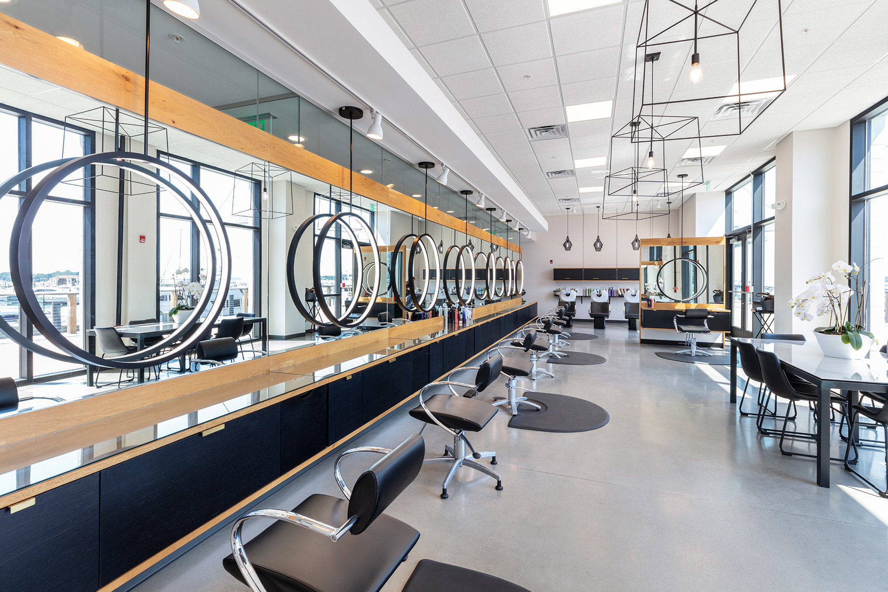 Aria Salon and Spa Commonwealth Building