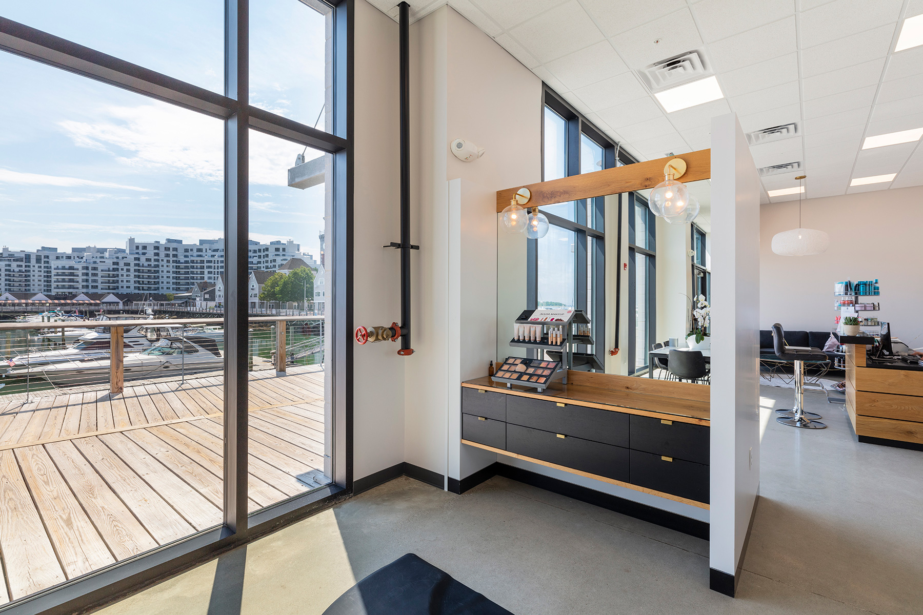 Aria Salon and Spa Commonwealth Building