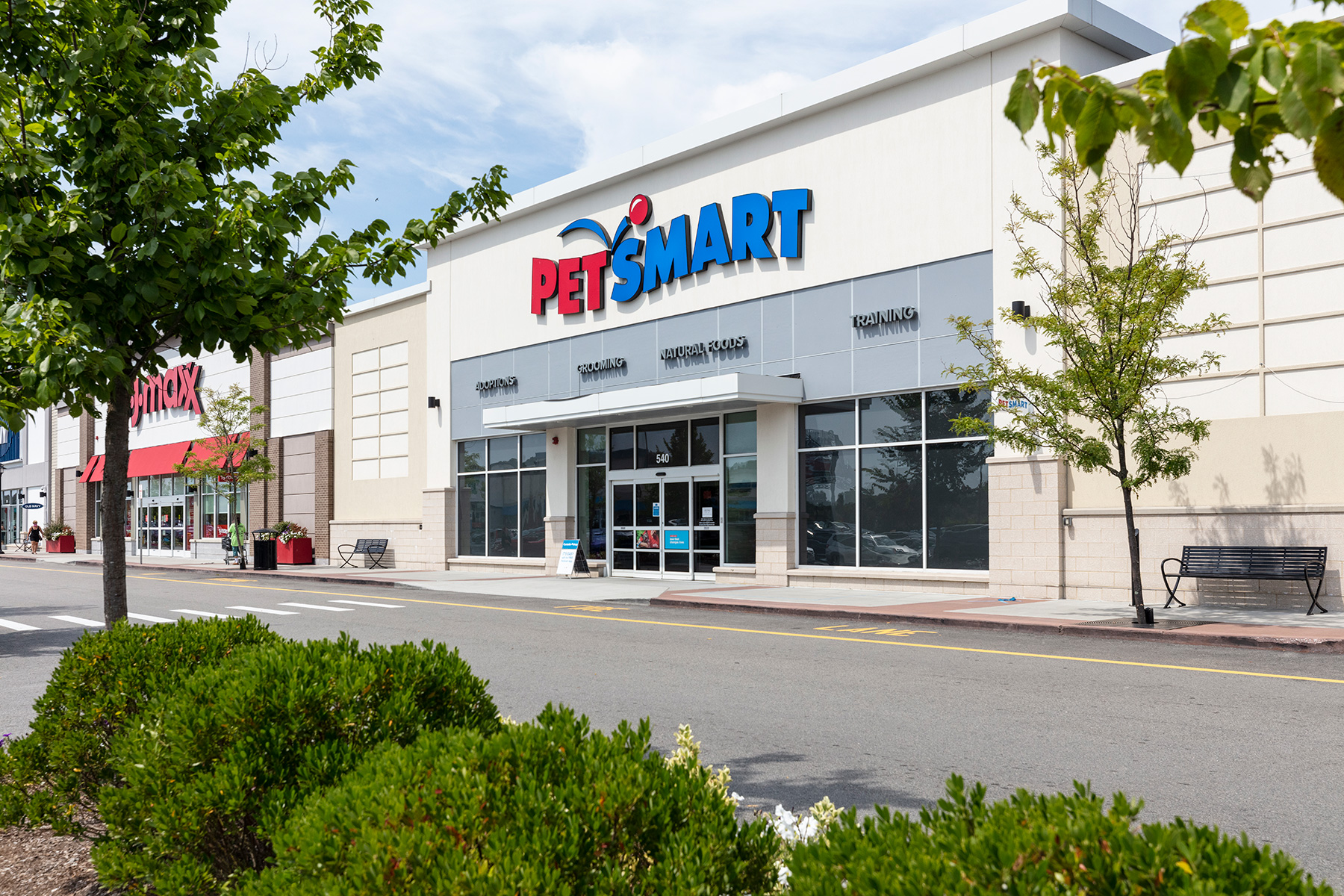 PetSmart Commonwealth Building