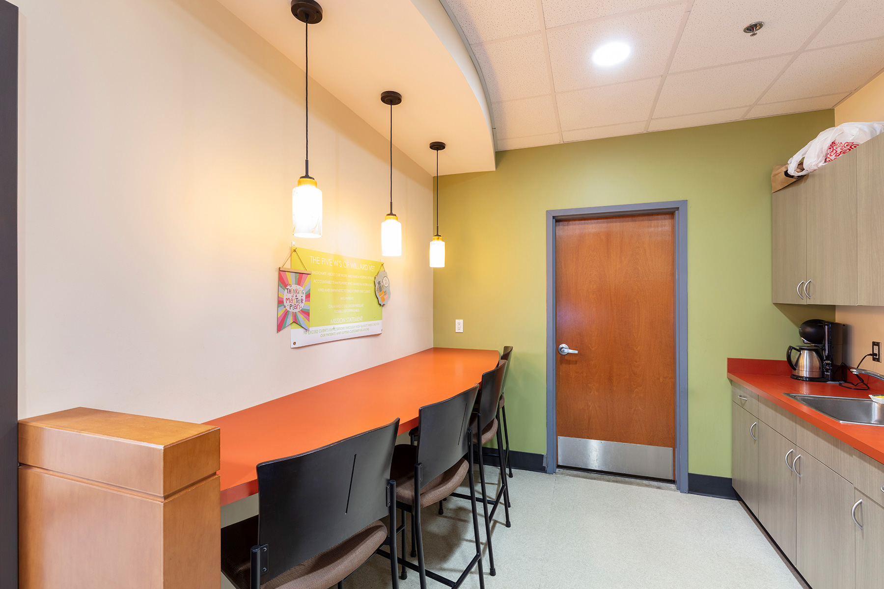 Willard Veterinary Clinic Commonwealth Building