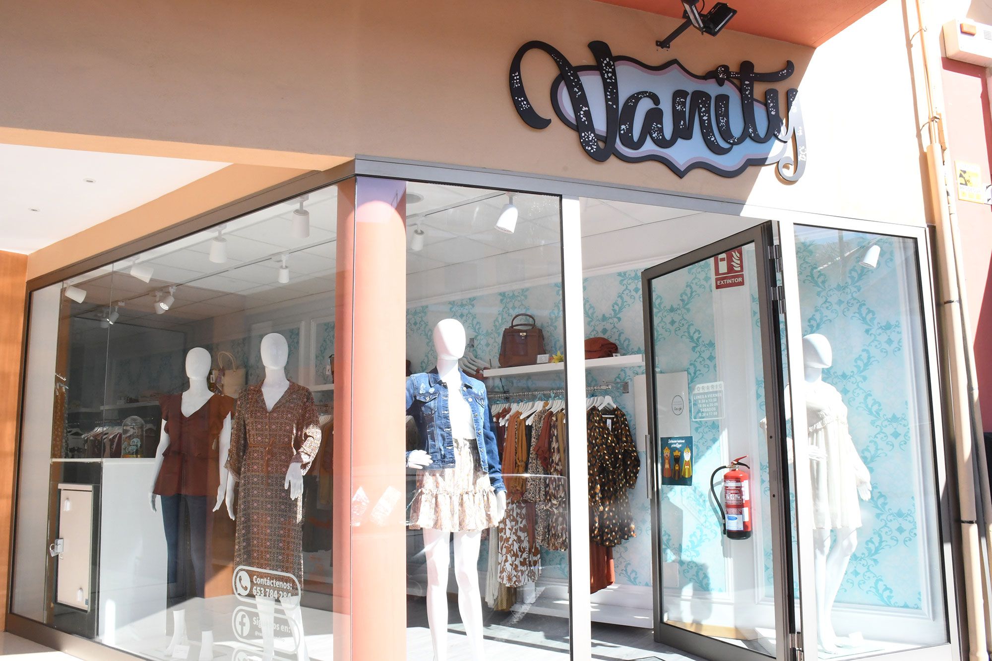 VANITY Zona Comercial Abierta