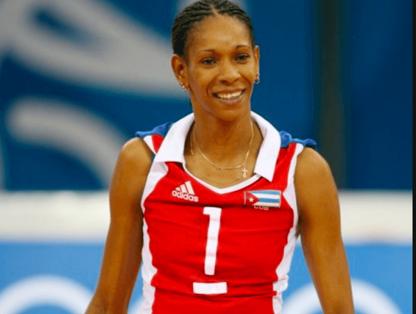 10 Famous Female Volleyball Players to Inspire You Come To Play