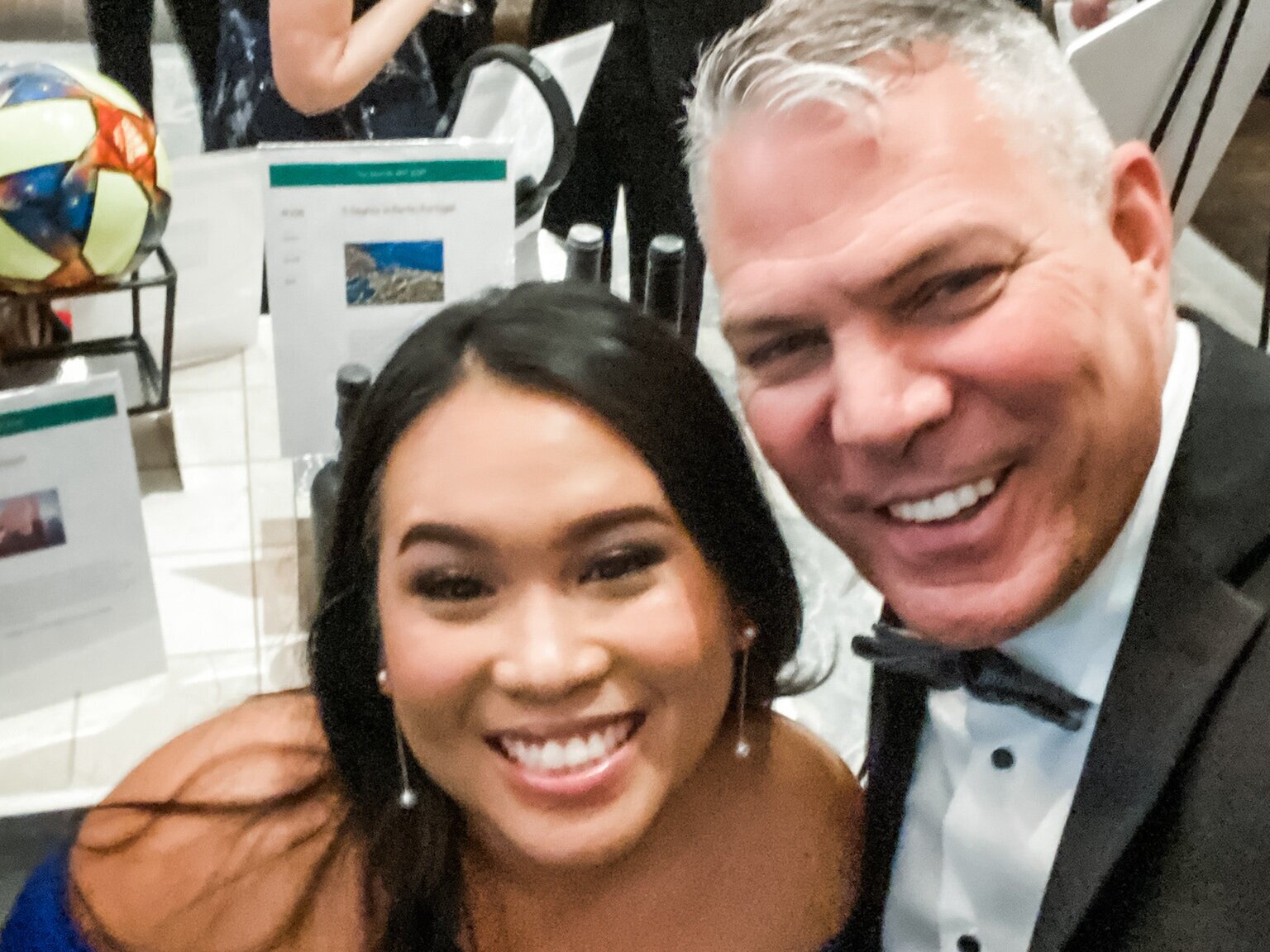 Episode 25 About That Viral Used Suitcase Post… Comfort Cases