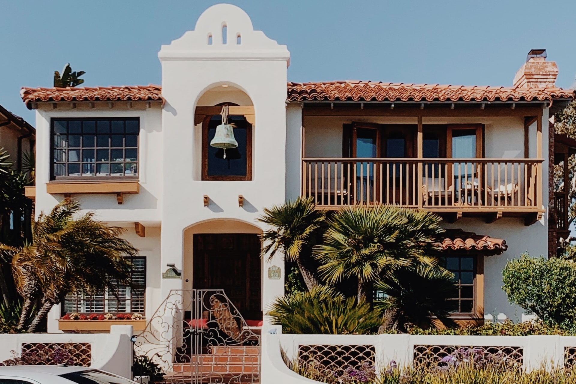 MissionStyle House A Unique and Simple Home