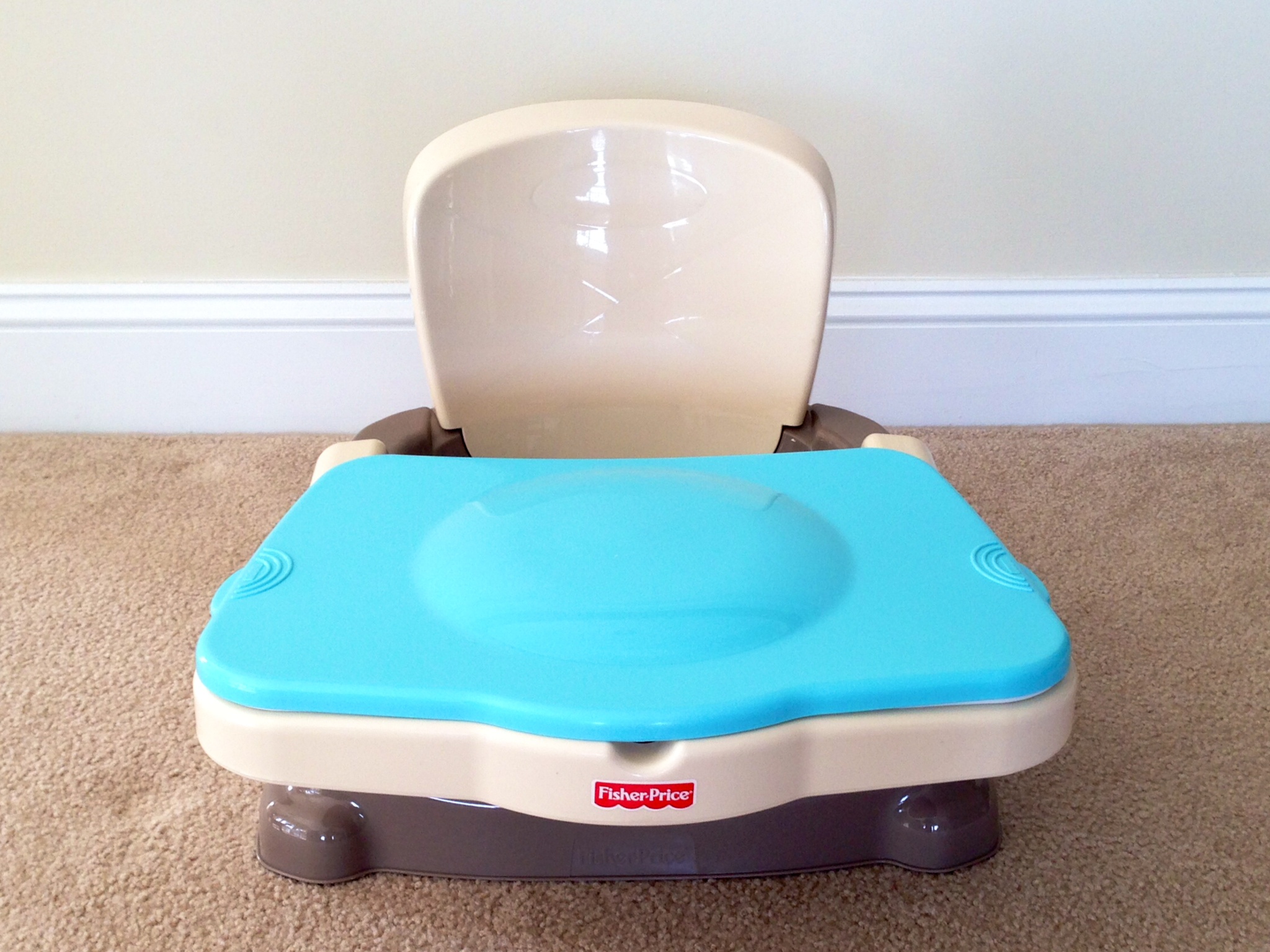 Booster Seat w/ Removable Tray and Belts at Vacation Comfort Rentals