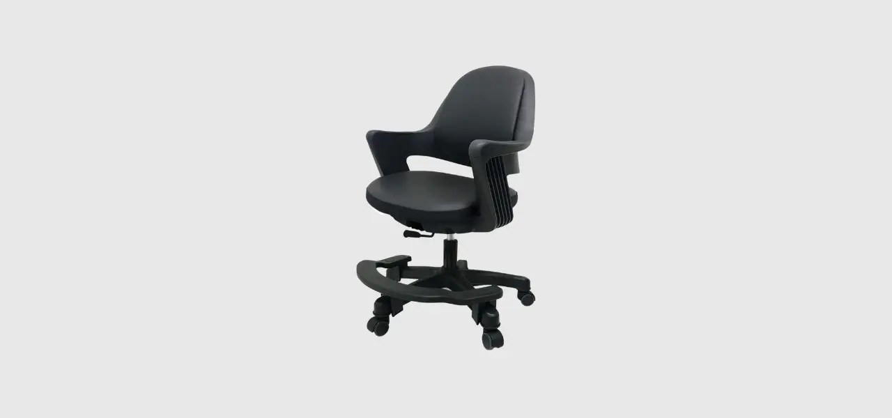 7 Best Office Chairs For Short Person in 2024