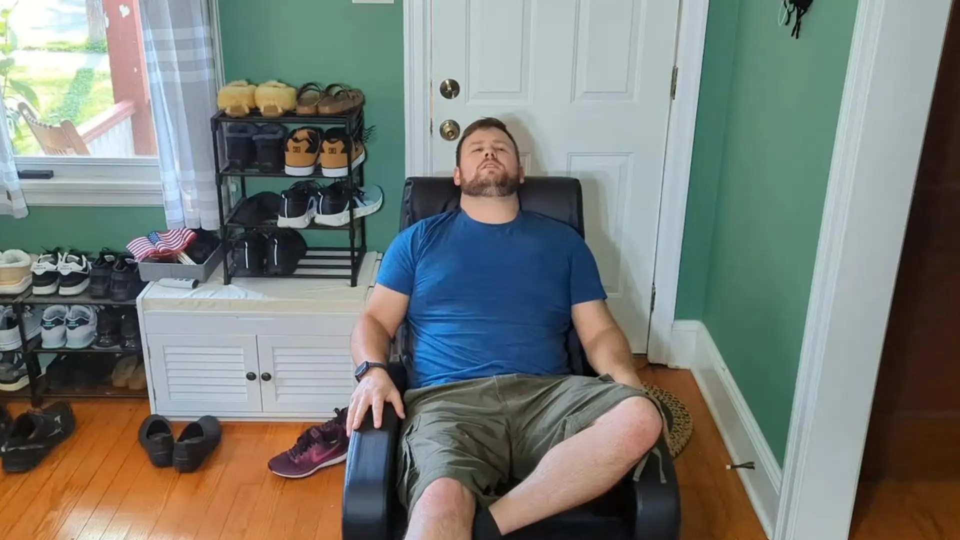 7 Best Chair For Watching TV (Ergonomic & Most Comfortable) 2024