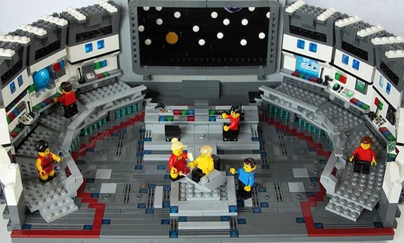 Link Ink Mini Libraries, ‘Shaman King’ Sequel and ‘Star Trek’ in Lego