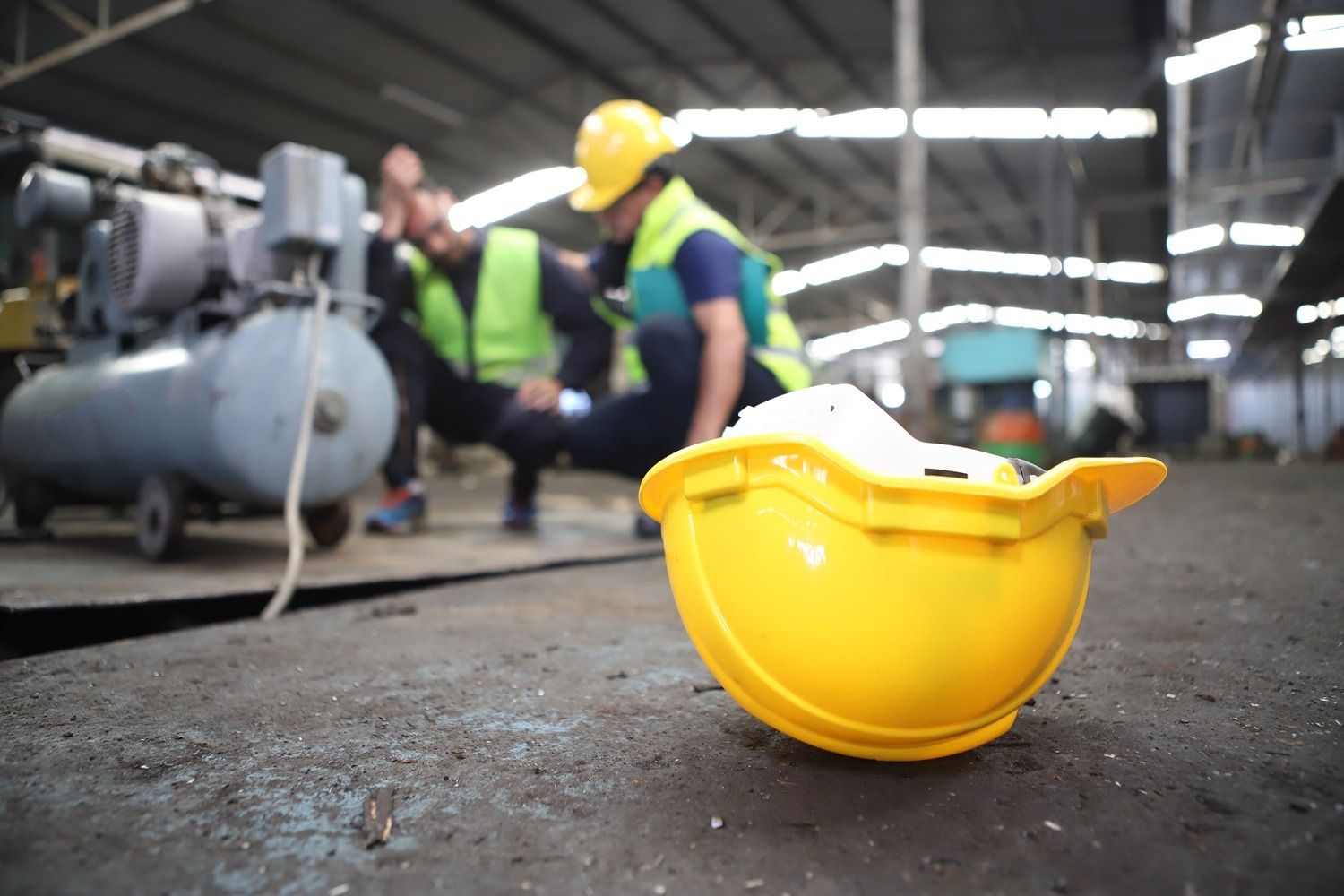 What can I do in an unsafe work environment? Emergency Communication