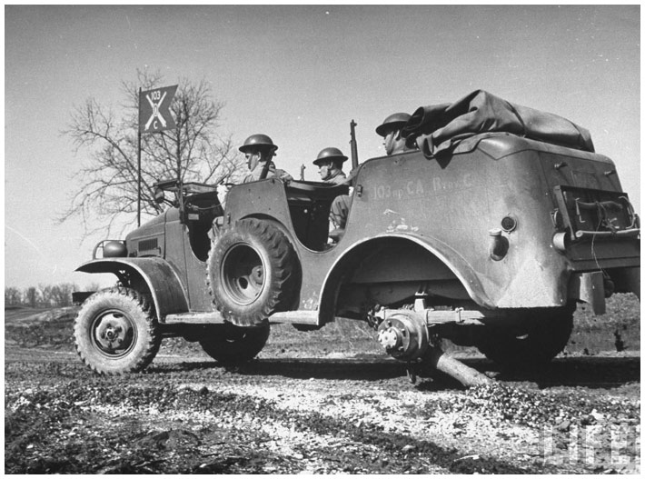 DODGE WC 58 56 Command Car Radio Reconnaissance 2WK WW2